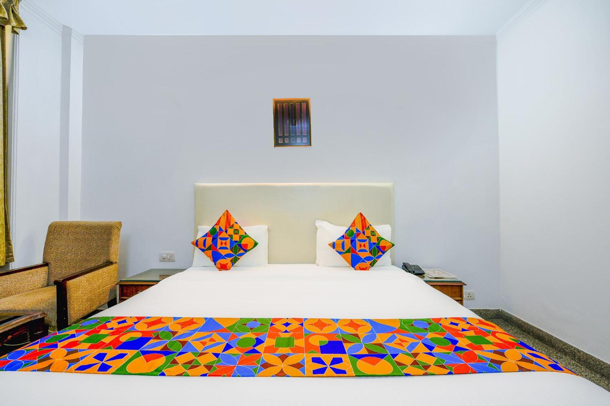 Hotel Exotica Leisure Valley, Gurgaon Extérieur photo